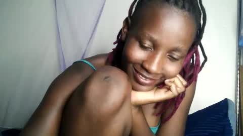pretty_ass07 online show from May 7, 5:19 pm
