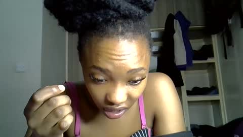 Snapshot of pretty_jazmine chatting on September 18, 2:59 am Jaz online show from September 18, 2:59 am