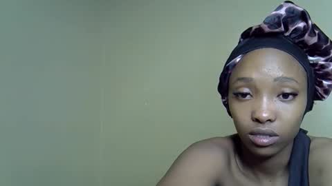 Snapshot of pretty_jazmine chatting on October 12, 4:21 pm Jaz online show from October 12, 4:21 pm