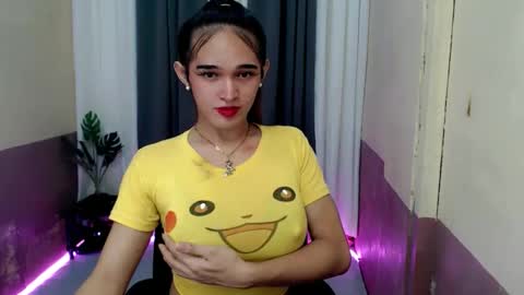 pretty_lady_kitty online show from April 20, 9:29 pm