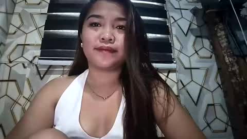 pretty_pharsa online show from June 6, 9:15 am
