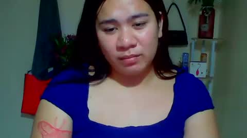 pretty stela online show from November 2, 2:11 am