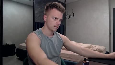 Justin online show from October 2, 4:00 am