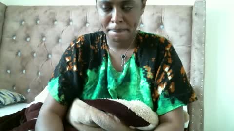 zii online show from September 16, 11:45 am