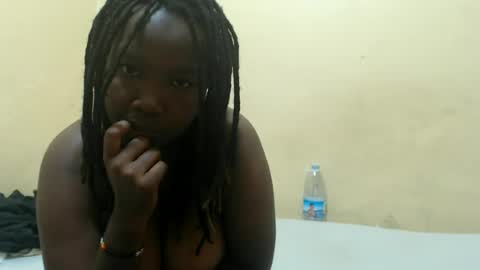 prettybabie12 online show from June 22, 1:33 am