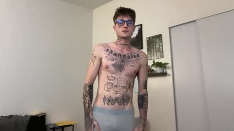 pretty boy online show from June 17, 7:24 am