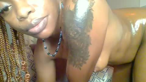 PrettyEla online show from July 6, 12:40 am