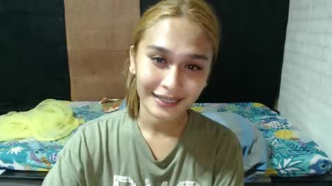 Snapshot of prettykate_04 chatting on January 28, 1:38 pm Kate online show from January 28, 1:38 pm