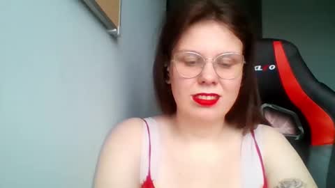 Lisa online show from January 27, 2:46 pm