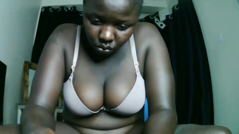 prettyreen online show from February 1, 4:37 pm