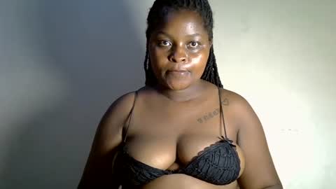 prettyriss online show from May 10, 5:41 pm