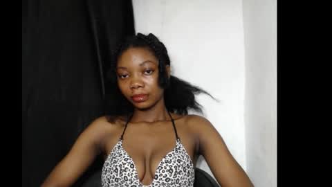 prettysexy6 online show from March 9, 6:40 am