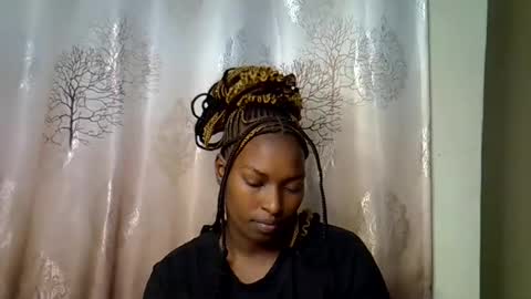 prettyshasha_ online show from September 22, 5:39 pm