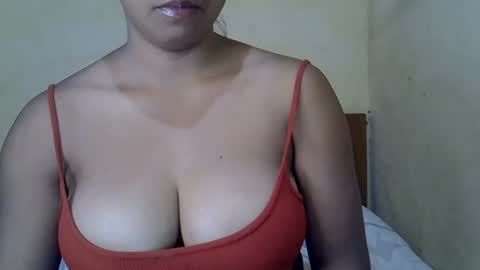 prettyy01 online show from July 26, 8:01 am
