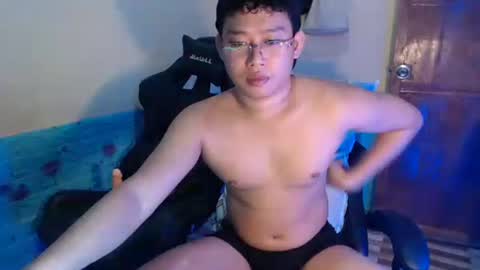 prince_valx online show from June 6, 6:36 pm