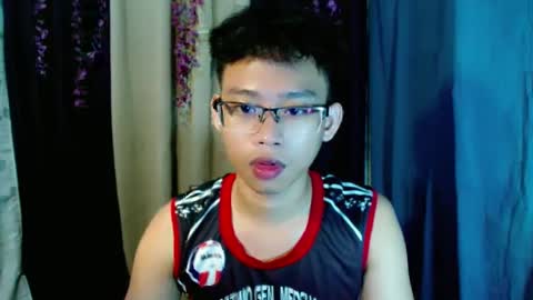 prince_valx online show from January 25, 8:21 am