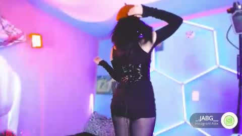 Beth   online show from October 17, 1:09 am