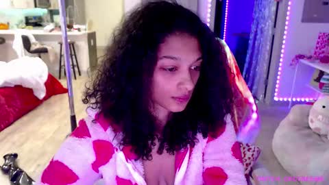 Cece  NEXT LIVESTREAM -- DEC. 4th  7 PM CST online show from January 7, 12:43 pm