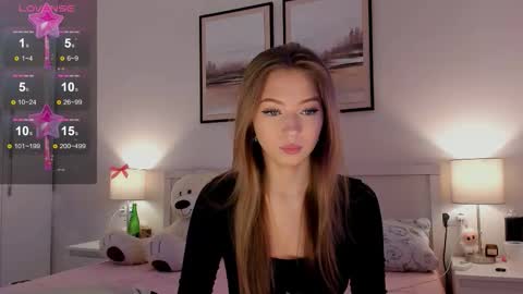 Princess Diana online show from November 12, 7:05 pm