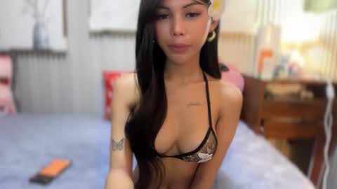 Estela online show from October 26, 3:40 am