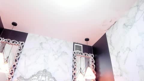   online show from October 31, 11:43 am