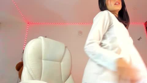 princessluna_14 online show from November 6, 11:13 am