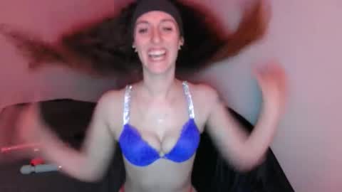 Naomi  online show from May 2, 8:20 am