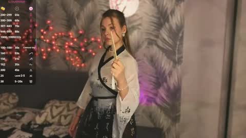 Hina online show from April 26, 3:20 pm