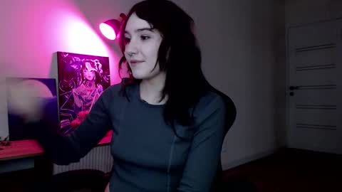 18 y.o online show from November 17, 12:30 pm