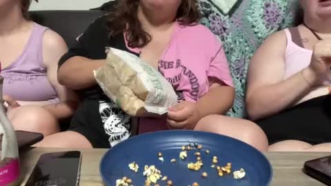 princesstaryn19 online show from July 14, 2:05 am