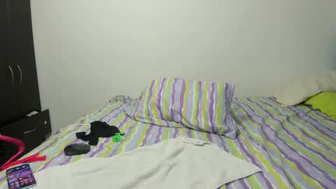 PriscilaSmiith online show from February 19, 7:05 pm