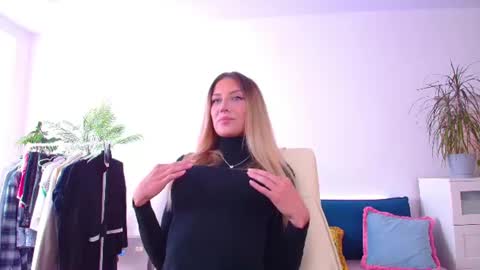 Nansy online show from June 18, 1:49 pm