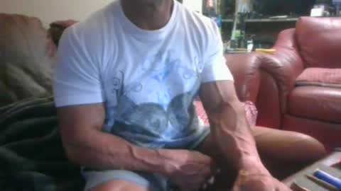 MUSCLEGOD online show from October 25, 1:50 am