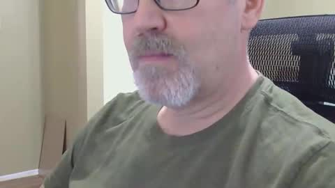 Snapshot of professor21255 chatting on September 16, 1:46 pm professor21255 online show from September 16, 1:46 pm