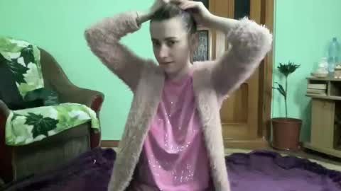 proud sweet 21 online show from November 10, 11:40 pm