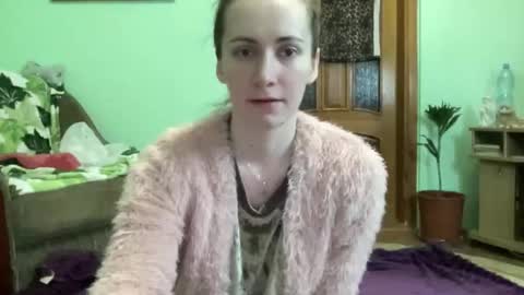 Snapshot of proud_sweet_21 chatting on September 16, 10:57 pm proud sweet 21 online show from September 16, 10:57 pm