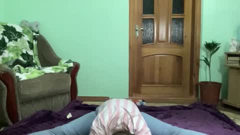 Snapshot of proud_sweet_21 chatting on October 1, 11:14 pm proud sweet 21 online show from October 1, 11:14 pm