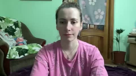 Snapshot of proud_sweet_21 chatting on October 28, 11:06 pm proud sweet 21 online show from October 28, 11:06 pm