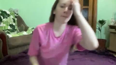 Snapshot of proud_sweet_21 chatting on September 23, 11:11 pm proud sweet 21 online show from September 23, 11:11 pm