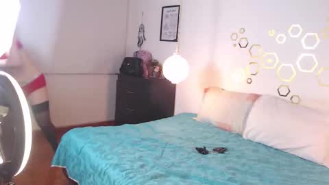 Adris  Juan online show from December 21, 2:29 am