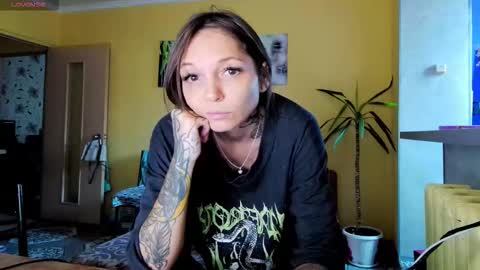 Snapshot of psyheya chatting on October 7, 10:22 am LUCY -----    online show from October 7, 10:22 am