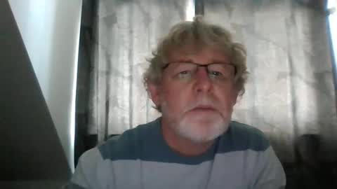 Snapshot of ptitrouquin chatting on September 26, 11:51 am ptitrouquin online show from September 26, 11:51 am