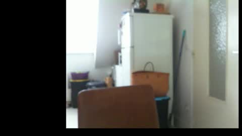 Snapshot of ptitrouquin chatting on September 18, 7:12 am ptitrouquin online show from September 18, 7:12 am