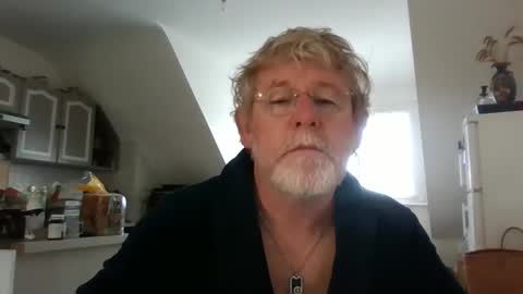 Snapshot of ptitrouquin chatting on September 25, 7:59 am ptitrouquin online show from September 25, 7:59 am