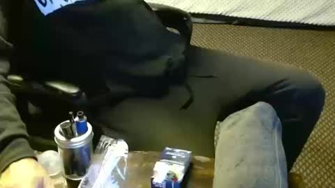 Snapshot of punkypapi chatting on October 17, 7:45 am Jojo online show from October 17, 7:45 am