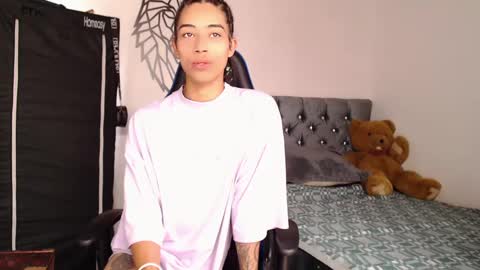 Snapshot of pupi_wolf chatting on September 15, 3:02 pm Cris online show from September 15, 3:02 pm