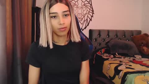 Snapshot of pupi_wolf chatting on October 3, 2:47 pm Cris online show from October 3, 2:47 pm