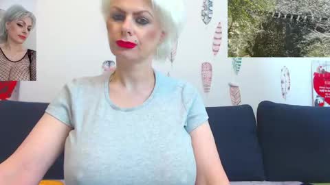Goldie online show from May 11, 2:18 am