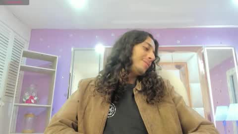 Experienced guys  online show from March 21, 7:29 pm