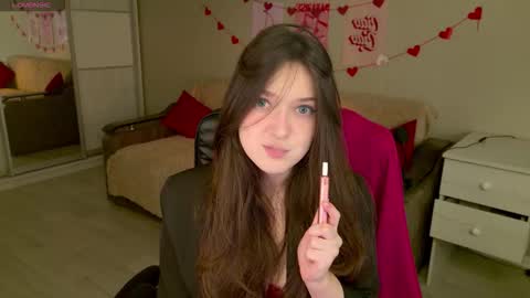 Bella online show from November 18, 5:32 am